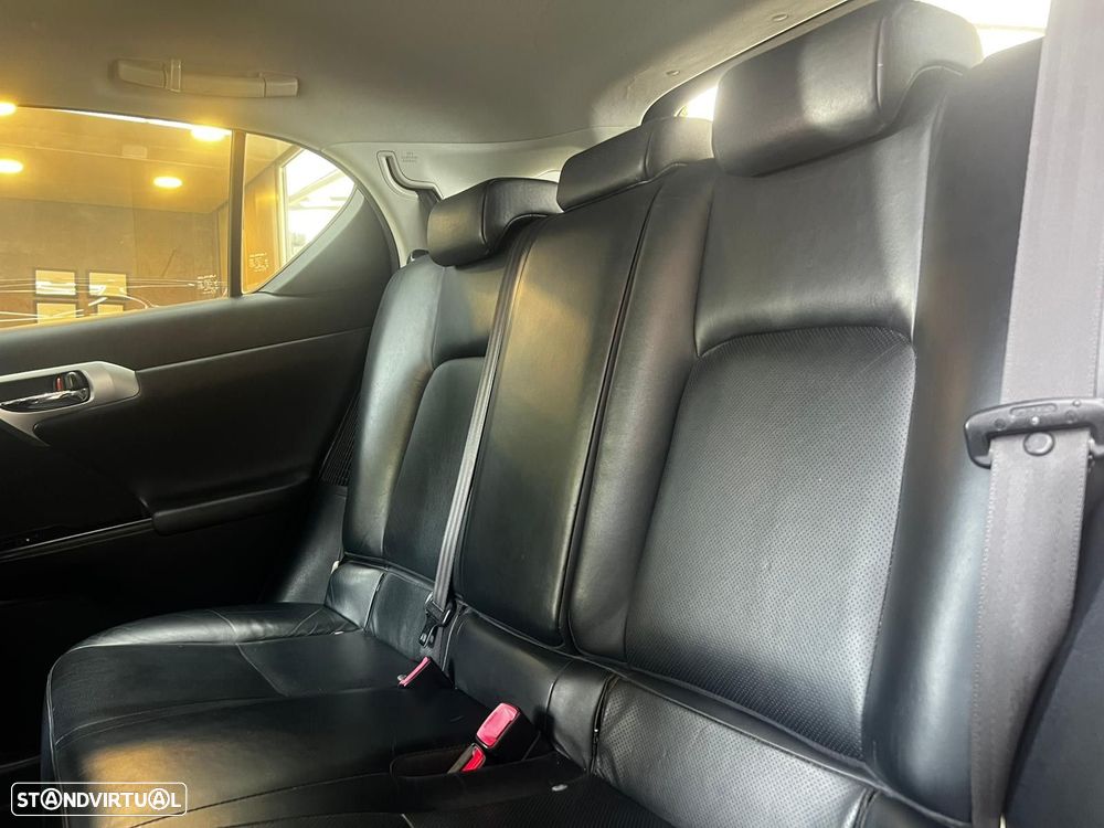 Lexus CT 200h Luxury - 12