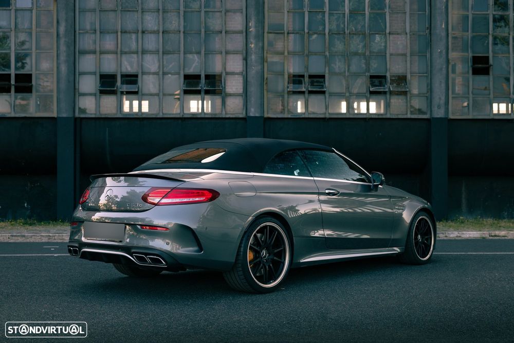 Mercedes-Benz C 63 AMG S - 12