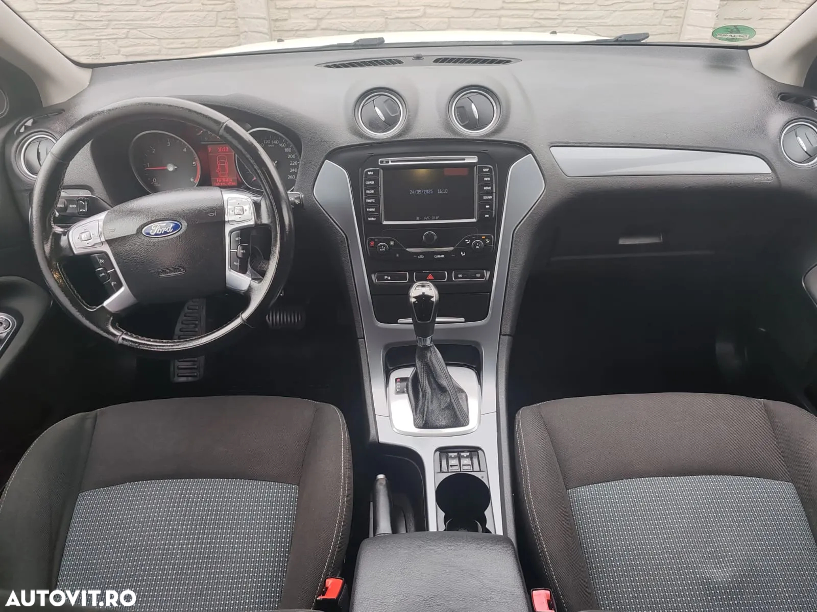 Ford Mondeo - 9