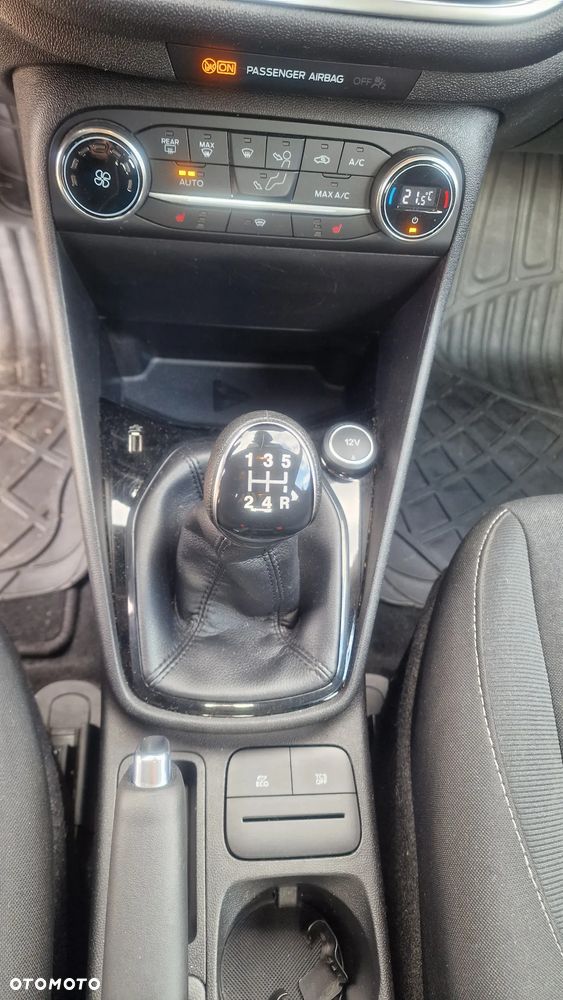Ford Fiesta 1.1 Trend - 19