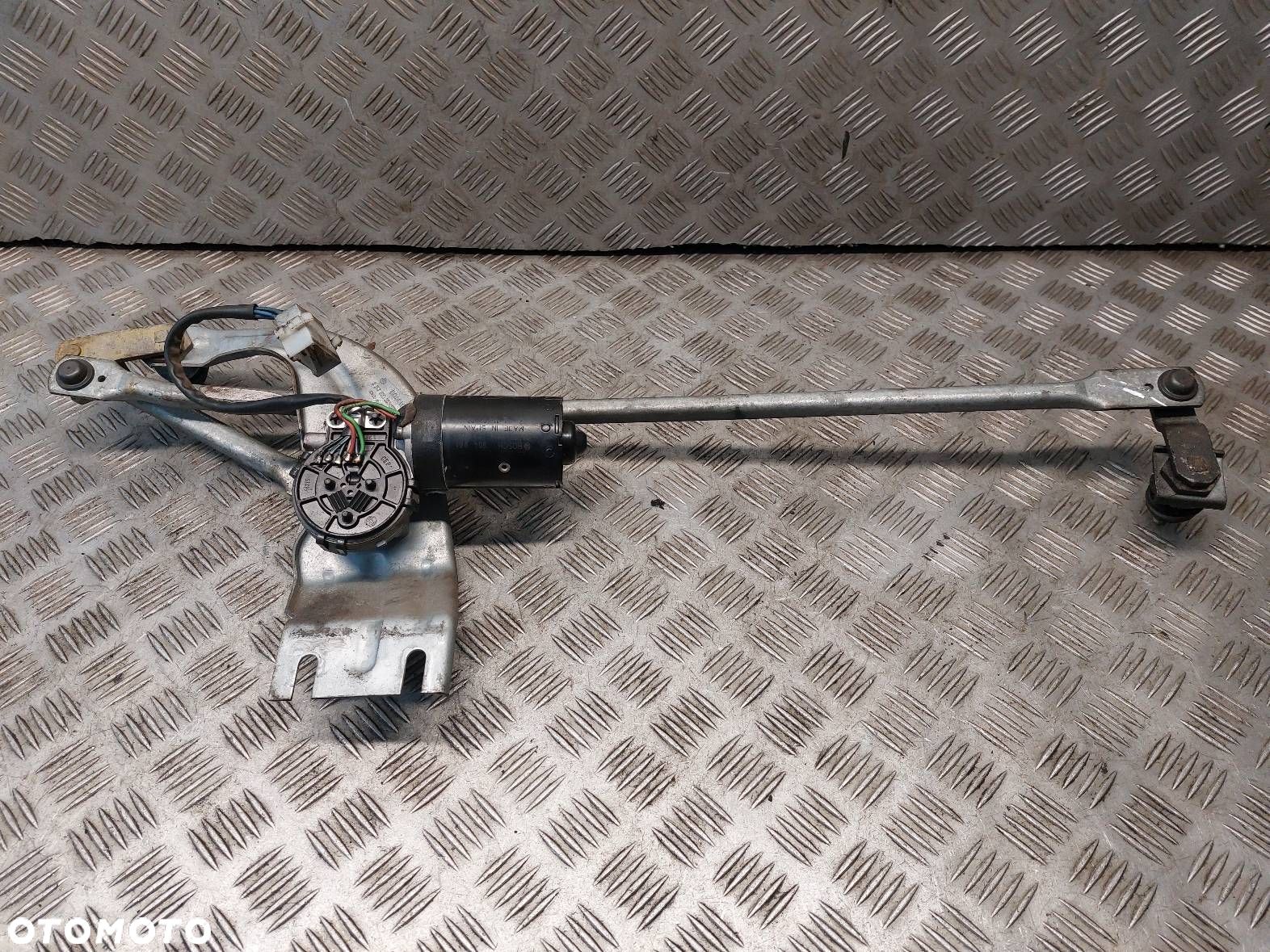 MECHANIZM WYCIERACZEK + SILNICZEK IVECO DAILY II LIFT 3397020235 0390246314 - 1