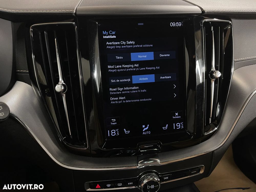 Volvo XC 60 T8 Twin Engine AWD Geartronic Inscription - 21