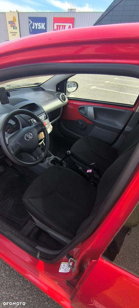 Toyota Aygo Standard - 6