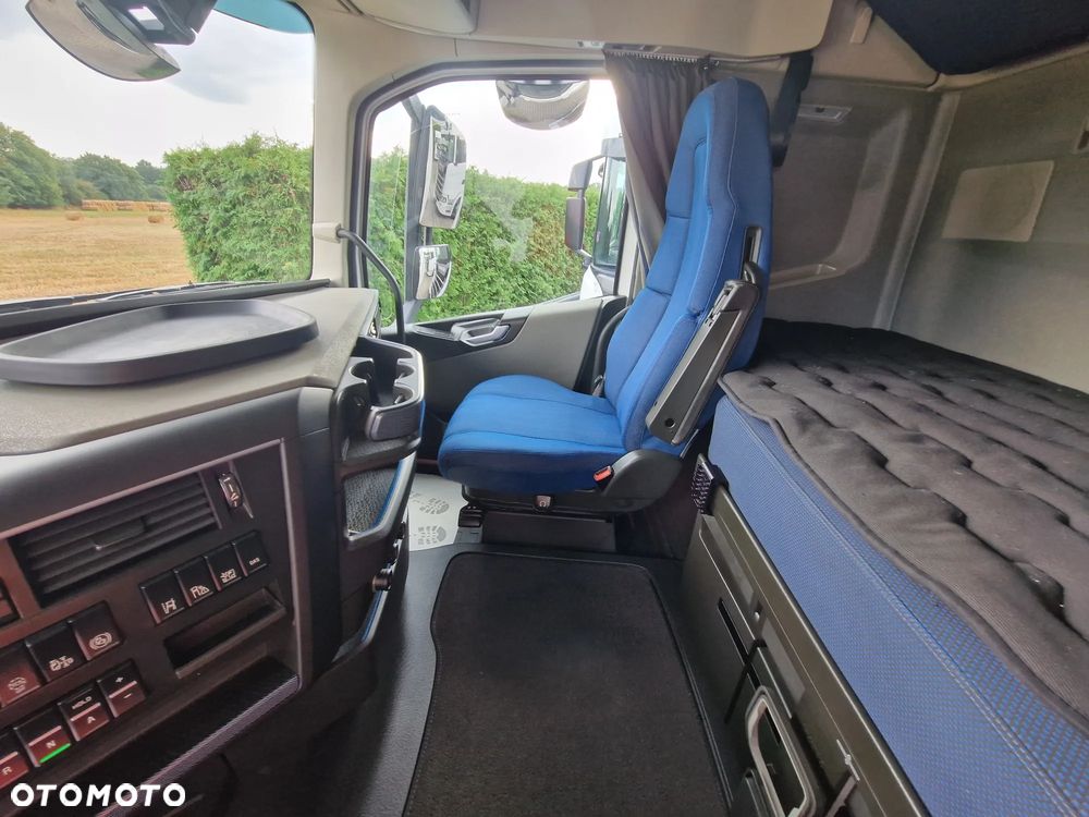 Volvo FH500 I-PARK COOL OSŁONY MIĘDZYOSIOWE - 23