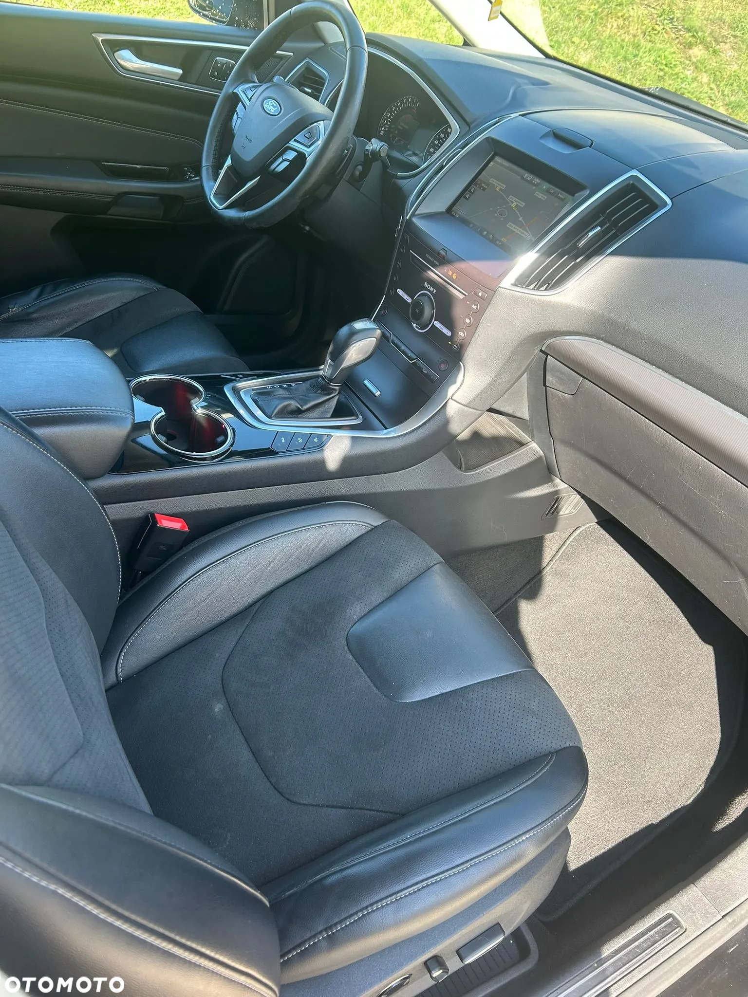 Ford S-Max - 11