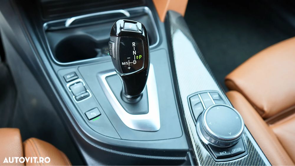 BMW Seria 3 330i xDrive AT Luxury Line - 14