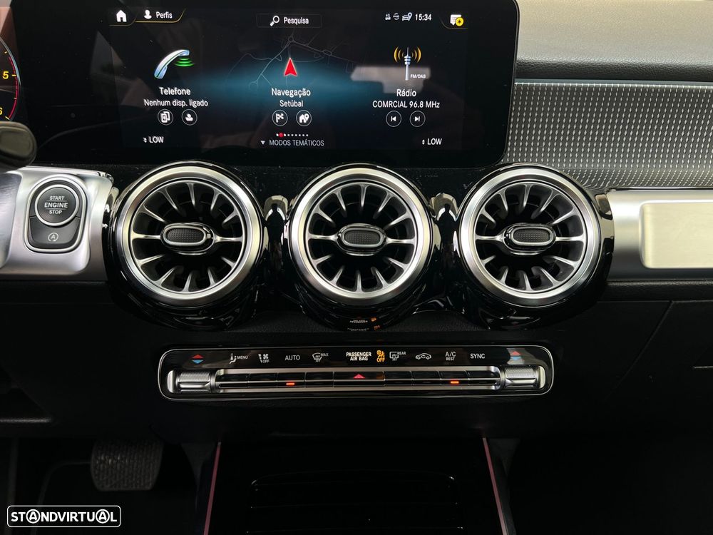 Mercedes-Benz GLB 180 d Progressive - 17