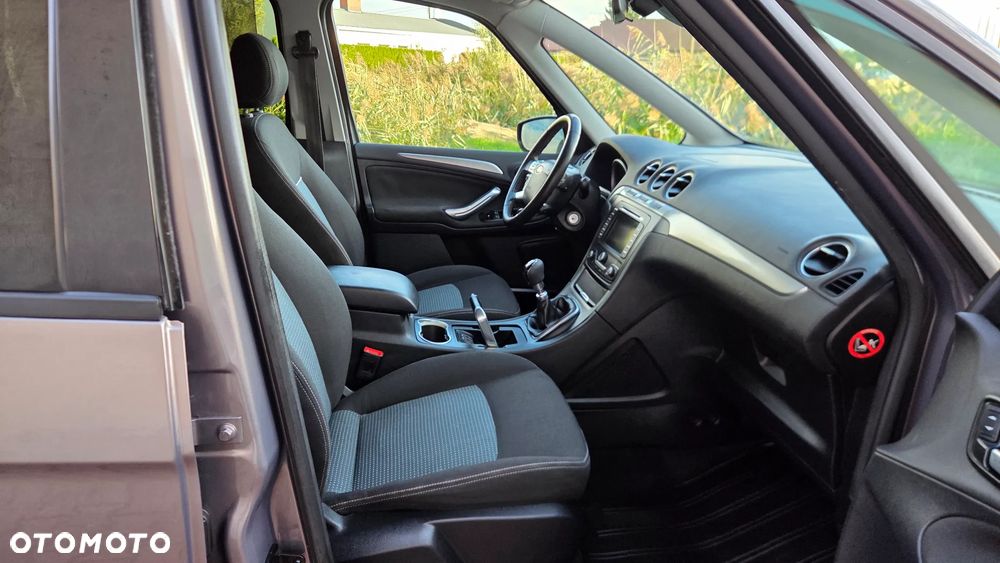 Ford Galaxy 2.0 TDCi Titanium - 23