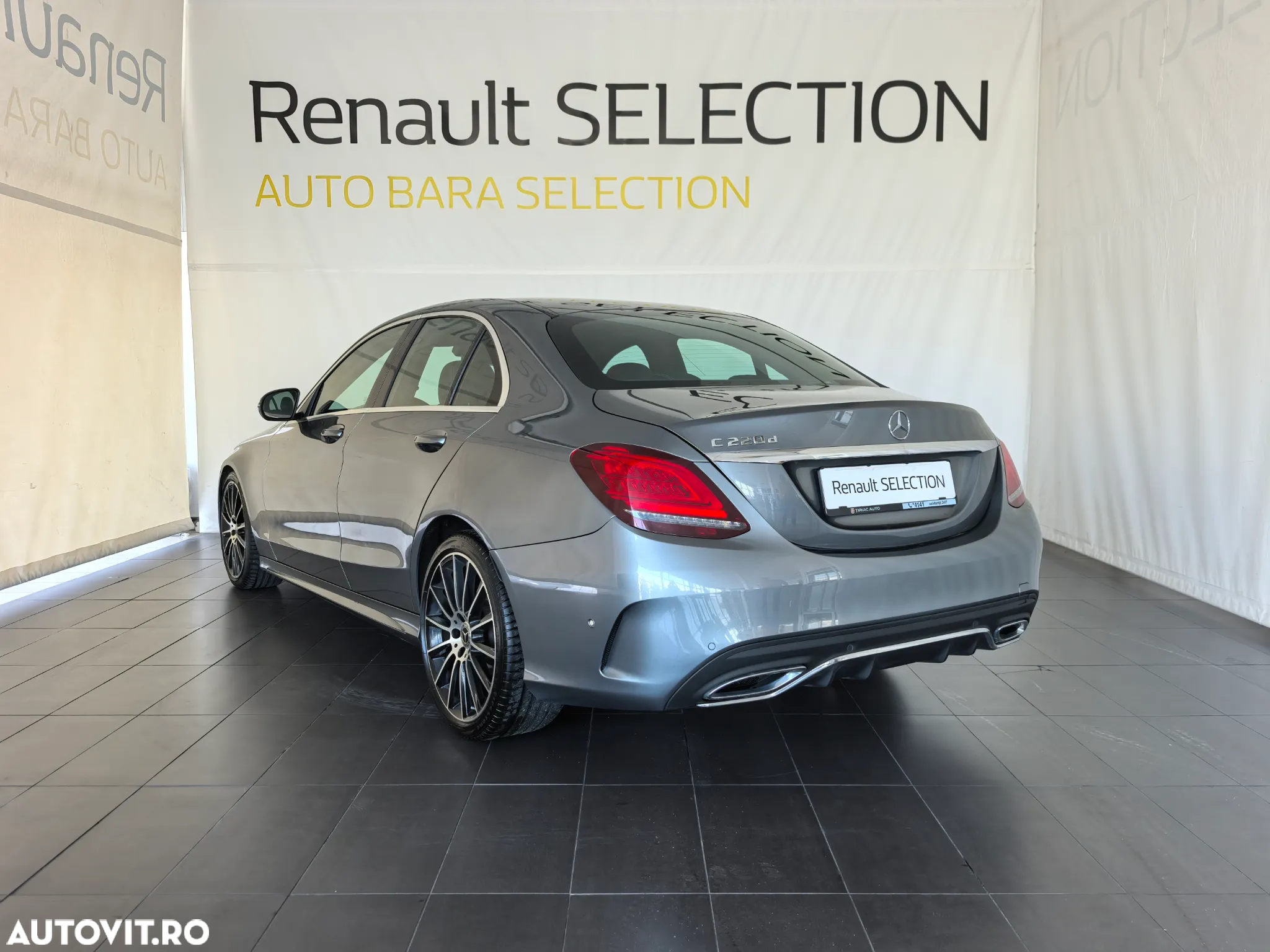 Mercedes-Benz C 220 d Aut - 2