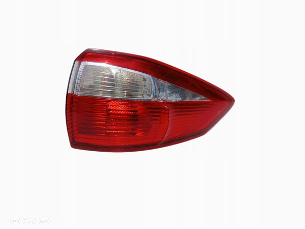 LAMPA TYŁ TYLNA PRAWA FORD C-MAX MK2 10-14r. AM5113404BE