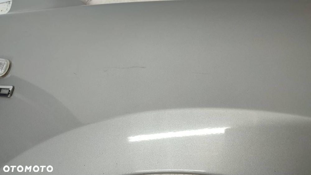 BŁOTNIK PRZÓD PRAWY HYUNDAI SANTA FE II 2006 EU 6M - 4