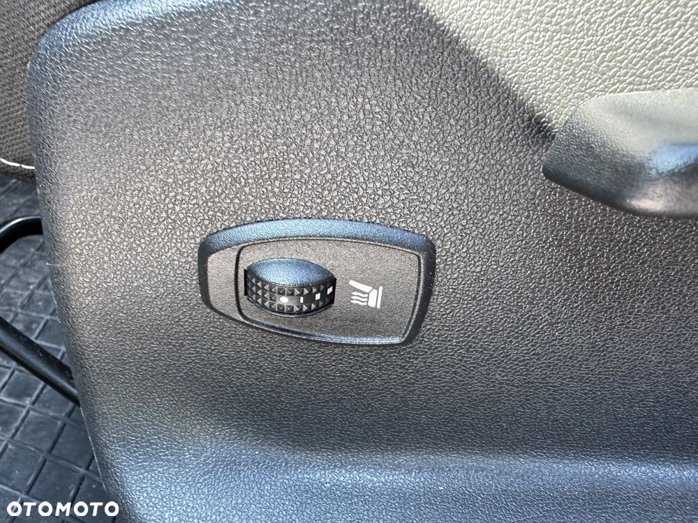 Renault Megane ENERGY TCe 115 Start & Stop Bose Edition - 11