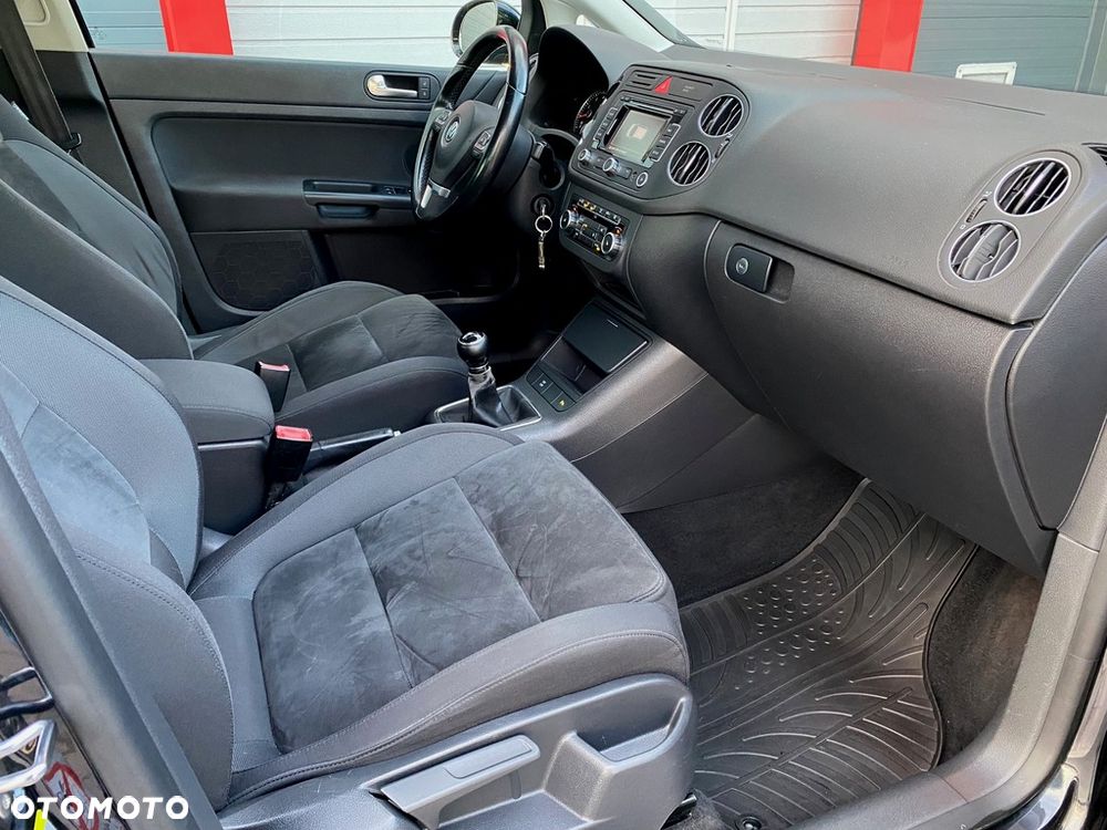 Volkswagen Golf Plus - 9