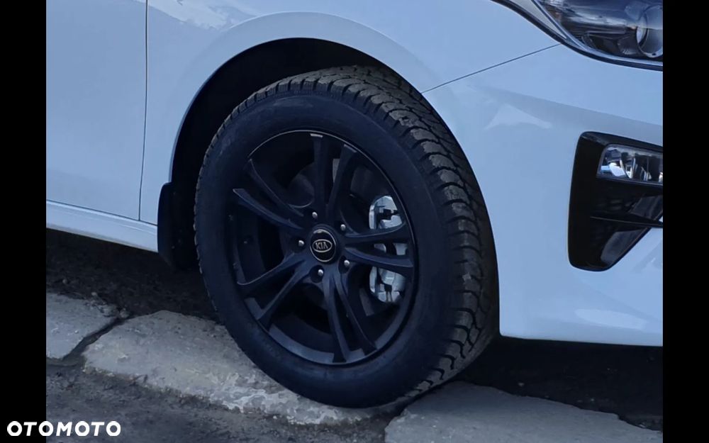 Kia Ceed - 39