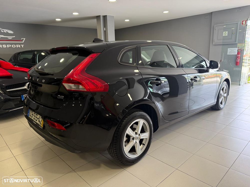 Volvo V40 2.0 D2 Inscription Geartronic - 15
