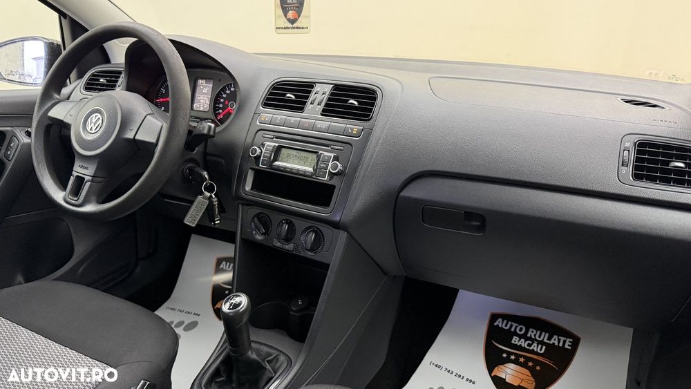 Volkswagen Polo - 13