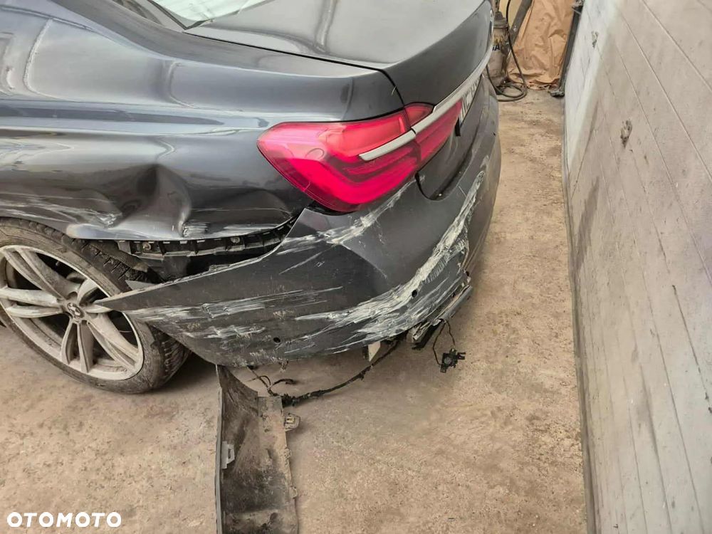 BMW Seria 7 730Ld - 9