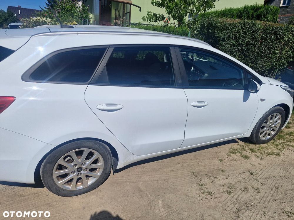 Kia Ceed - 7