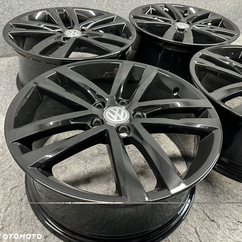 KOMPLET FELG VW PASSAT B7 B8 CC 561 561601025P SALVADOR 19” 19 - 4