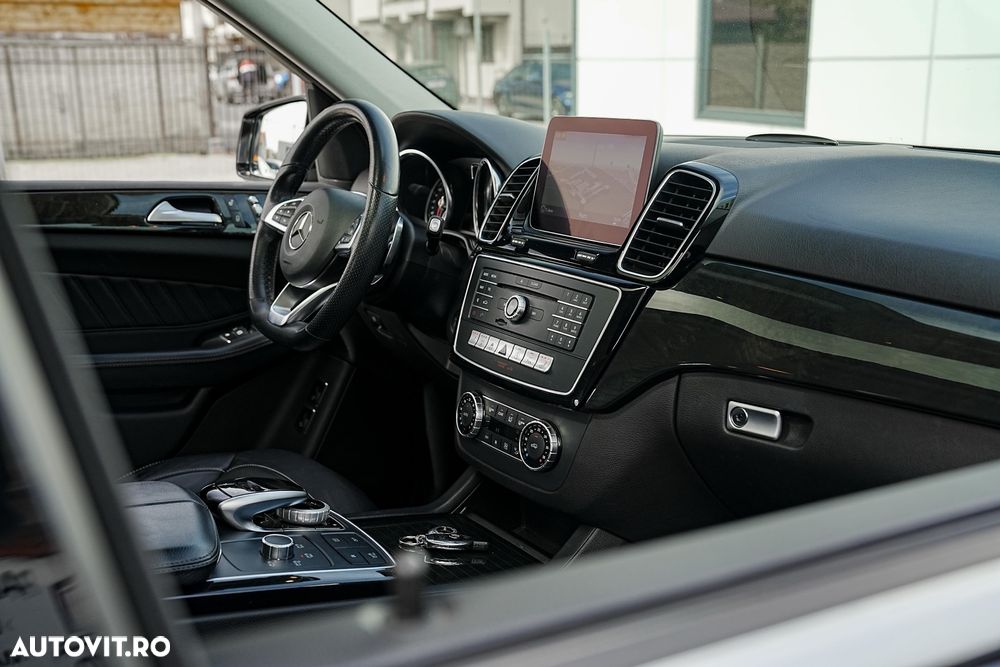 Mercedes-Benz GLE 250 d 4MATIC 9G-TRONIC AMG Line - 9