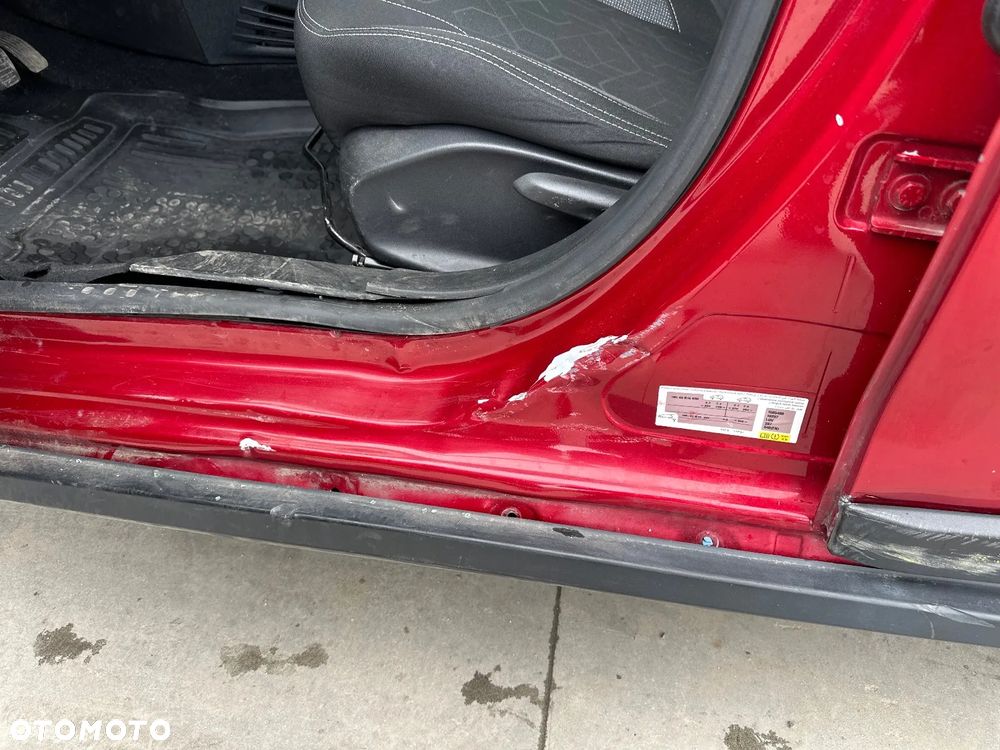 Peugeot 2008 1.2 Pure Tech Active - 17