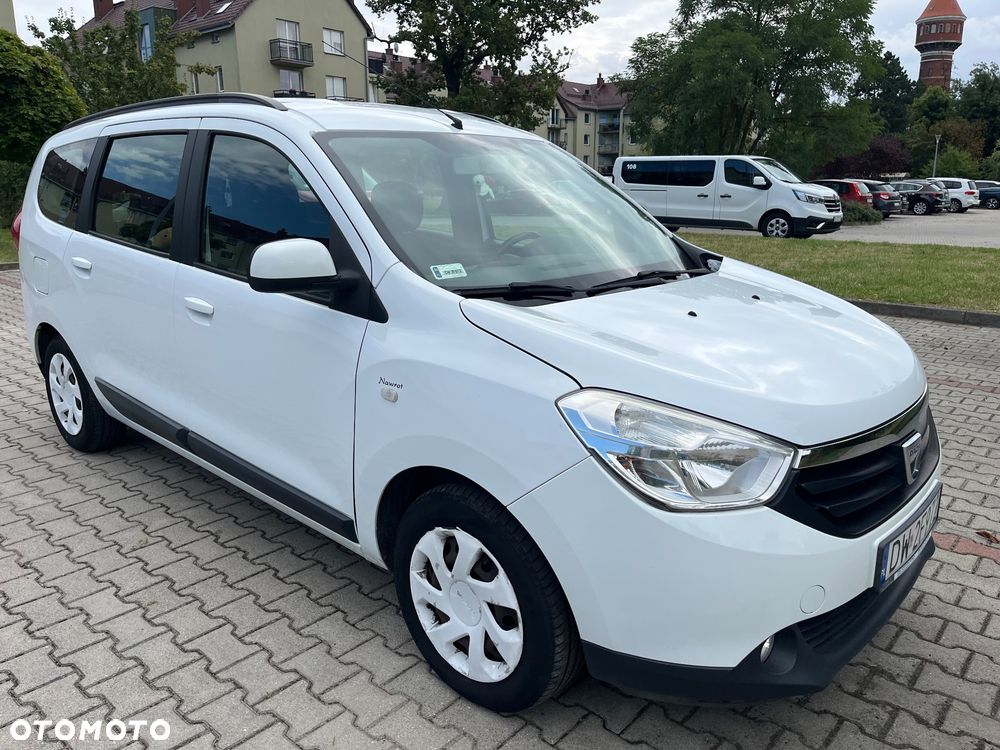 Dacia Lodgy 1.6 SCe Laureate S&S, 2016
