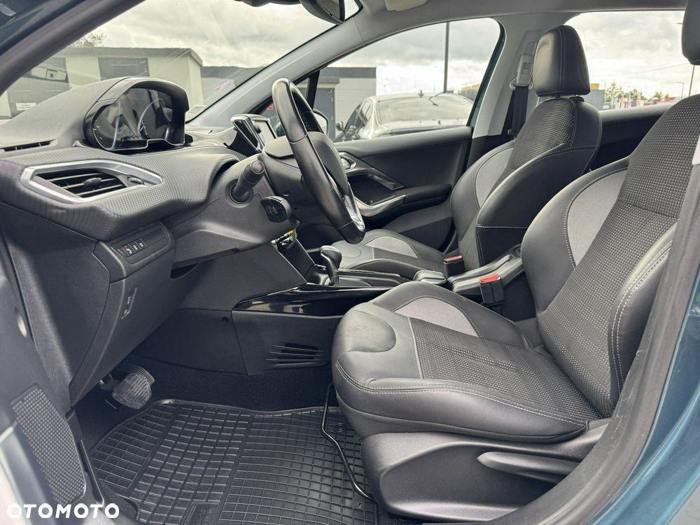 Peugeot 2008 PureTech 110 Stop&Start EAT6 Allure - 18