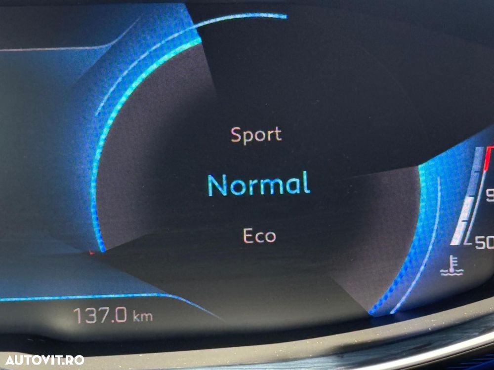 Peugeot 3008 1.2 PureTech 130 EAT8 Allure Pack - 18