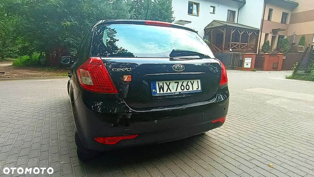 Kia Ceed 1.6 Comfort - 4