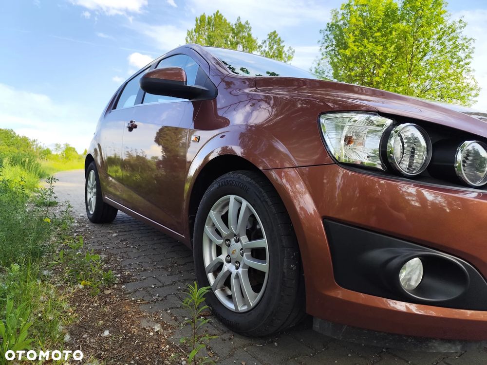 Chevrolet Aveo 1.6 LTZ - 17