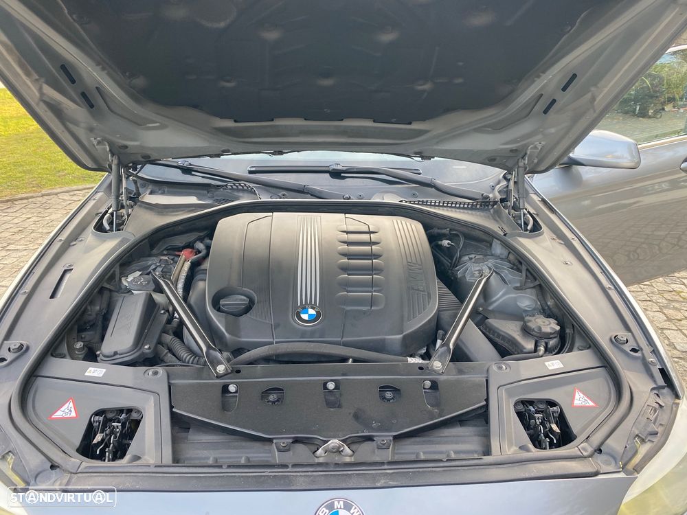 BMW 525 d Auto - 37