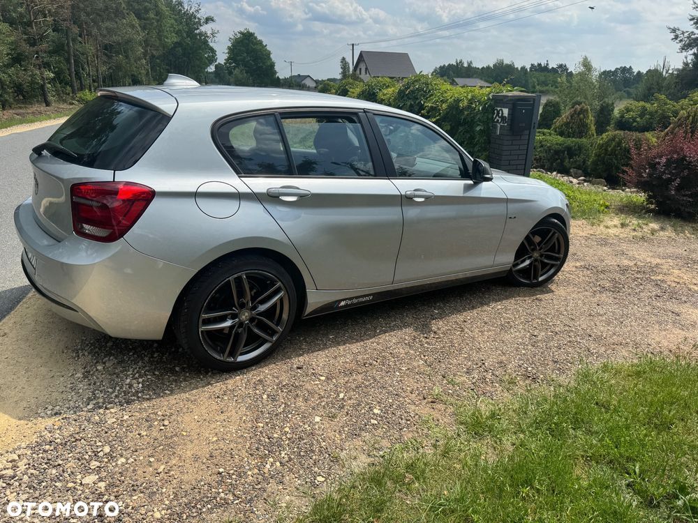 BMW Seria 1 116i Sport Line - 3