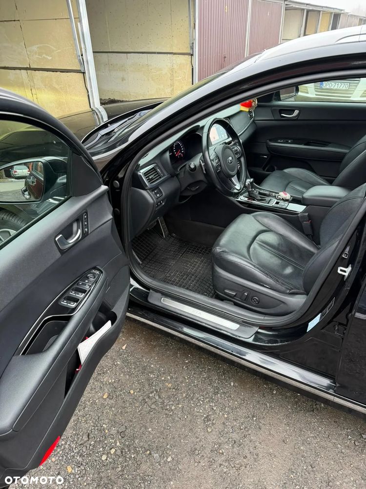 Kia Optima 1.7 CRDI XL DCT - 3