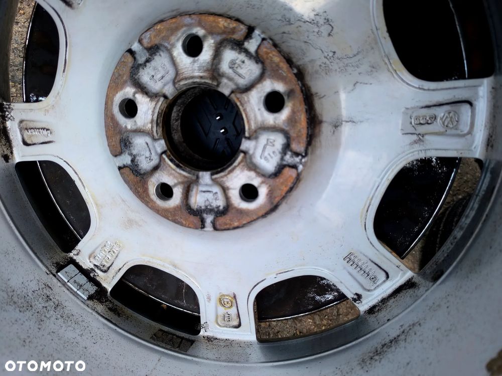 5x120 Felgi Aluminiowe Alufelgi 18 VW TRANSPORTER T5 T6 T7 T6.1 Caravelle Multivan CALIFORNIA BULLI RETRO CHROM PEŁNE ALU-RAD Legnica 7E0601025R 7E0 - 23
