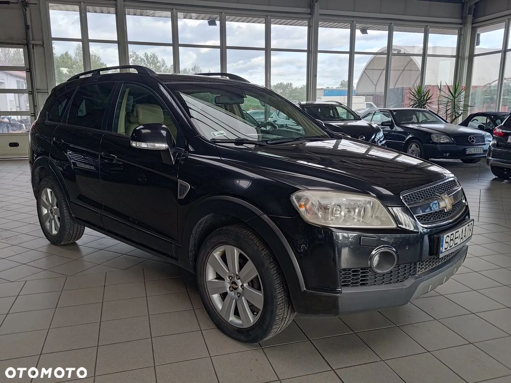 Chevrolet Captiva 2.0 d LT high 5os - 4