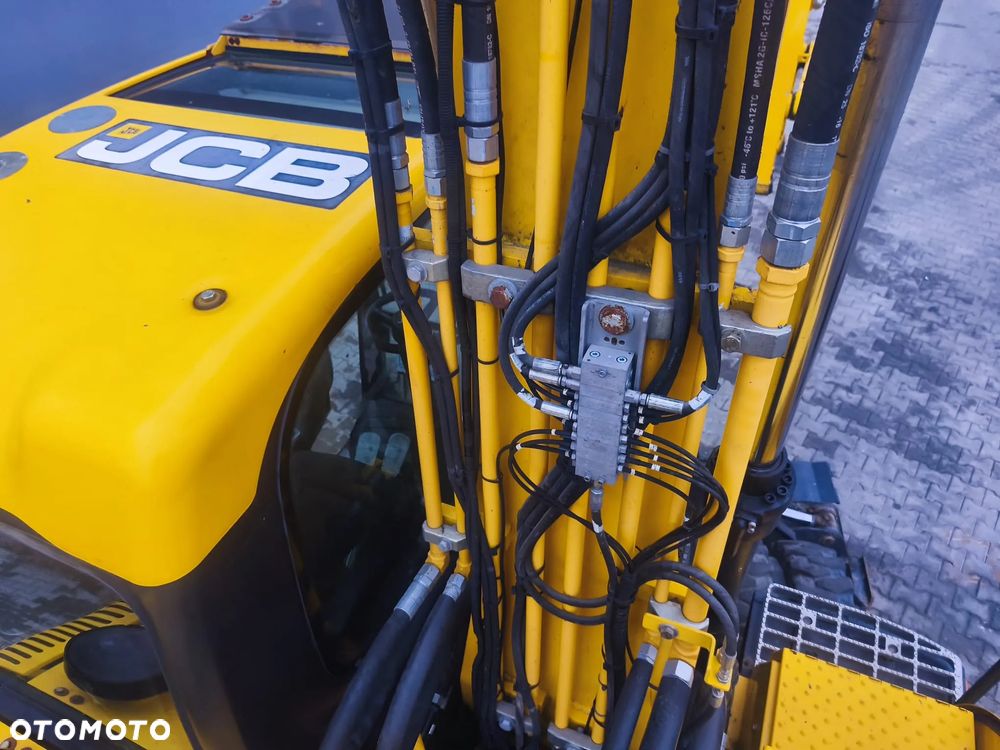 JCB JS145 - 14