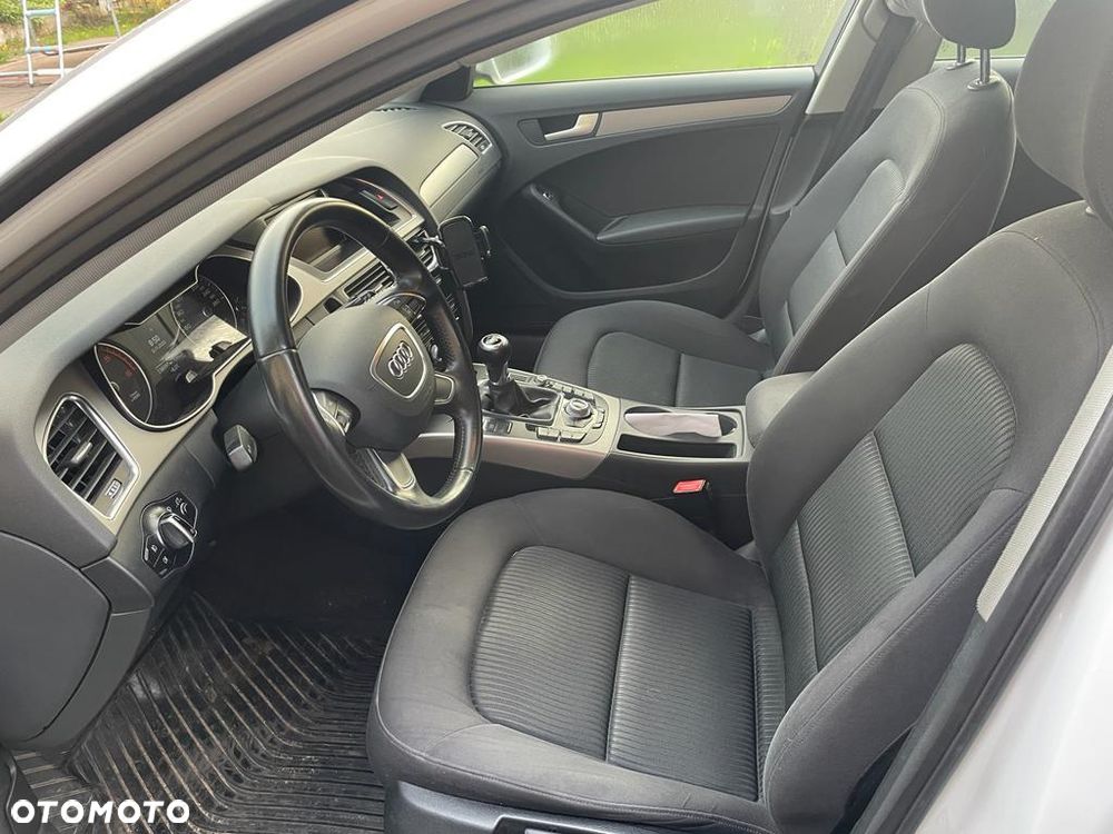 Audi A4 Avant 2.0 TDI - 5