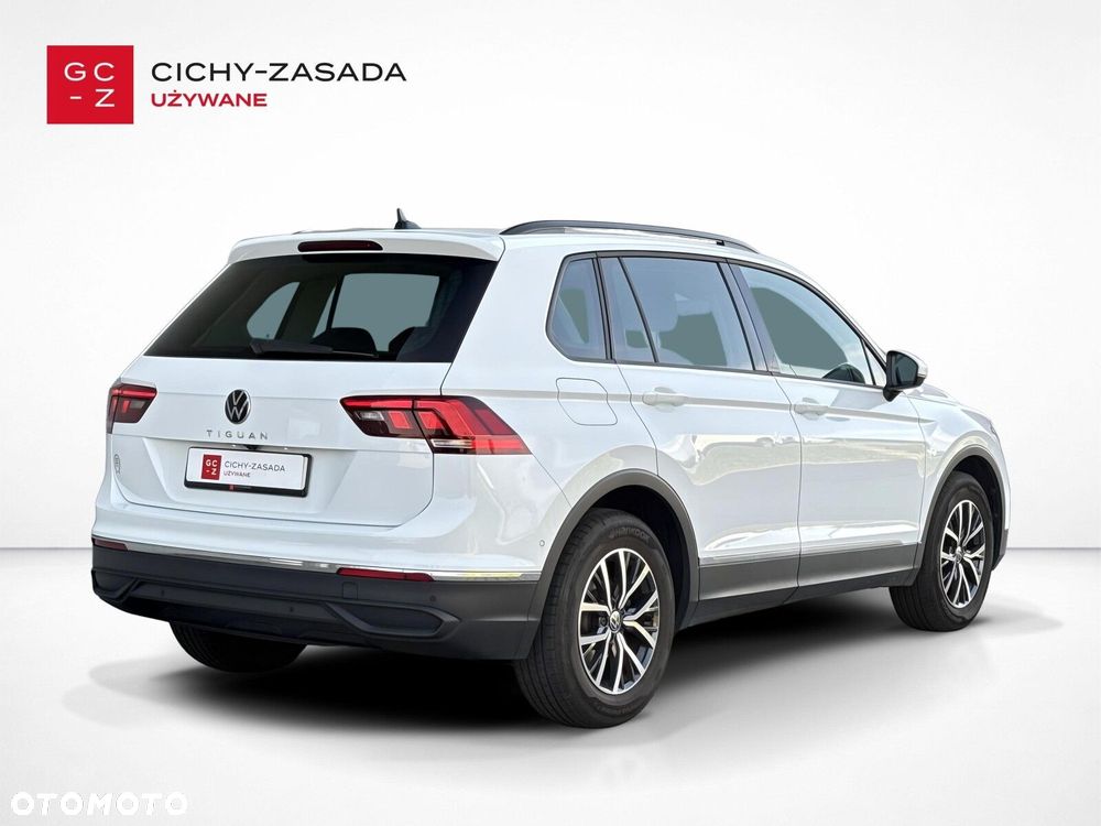 Volkswagen Tiguan 1.5 eTSI Life DSG - 5