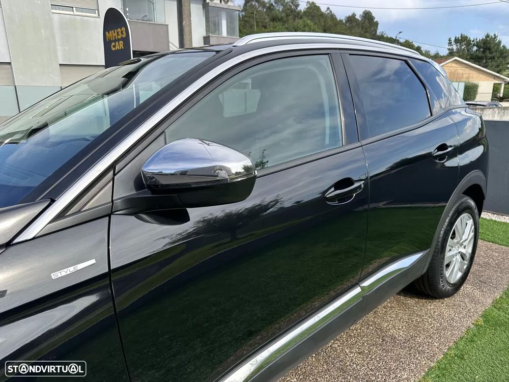 Peugeot 3008 1.5 BlueHDi Allure Pack EAT8 - 18
