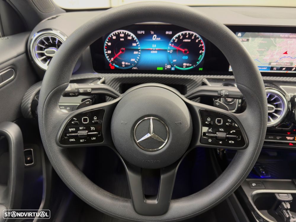 Mercedes-Benz A 250 e 8G-DCT Style - 25