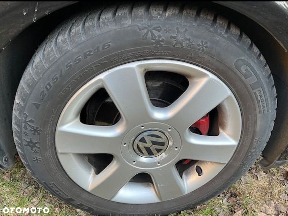Volkswagen Golf 1.6 FSI Trendline - 9