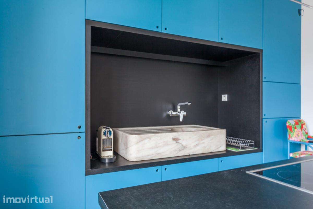 Quarto - localizado em Santo Ildefonso Porto - Grande imagem: 5/19