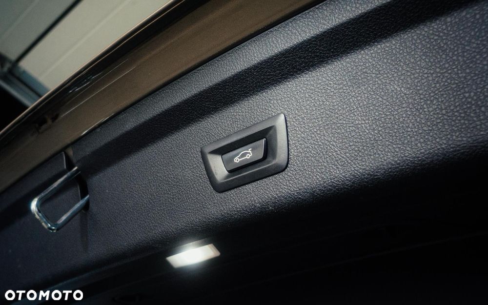 BMW 3GT 320d Luxury Line - 22