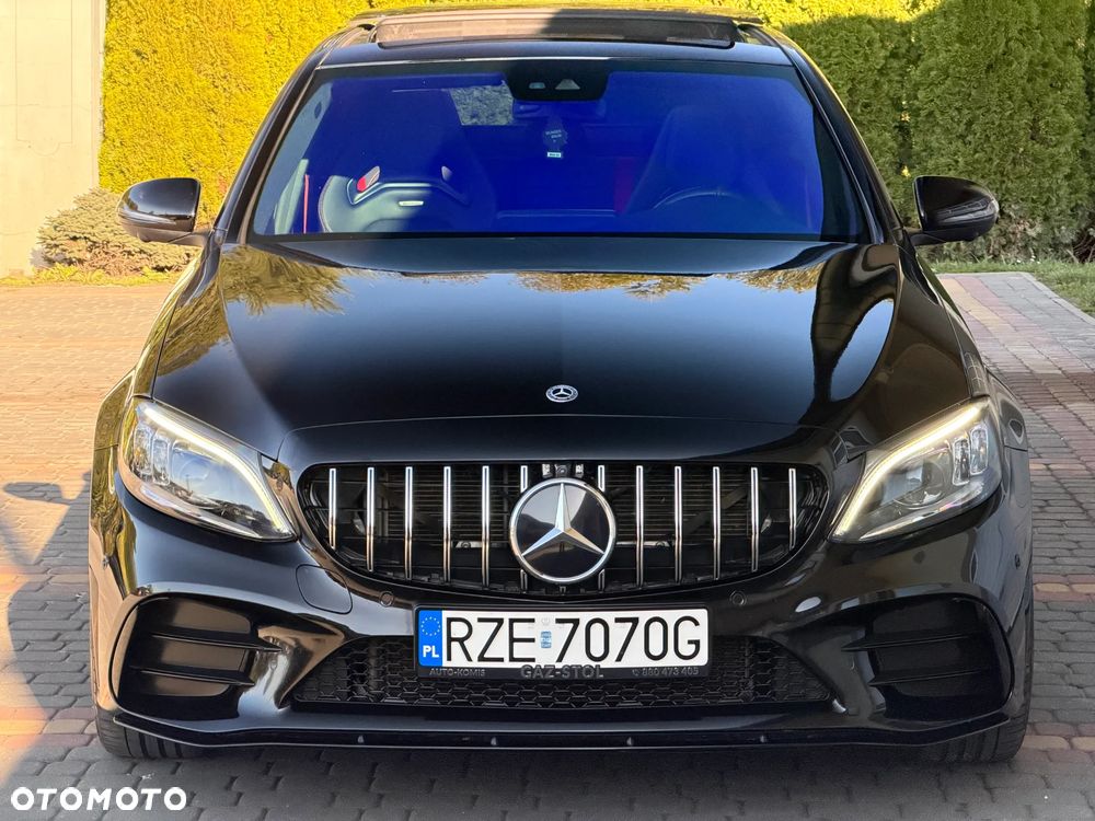 Mercedes-Benz C-Class 2019 photo 3