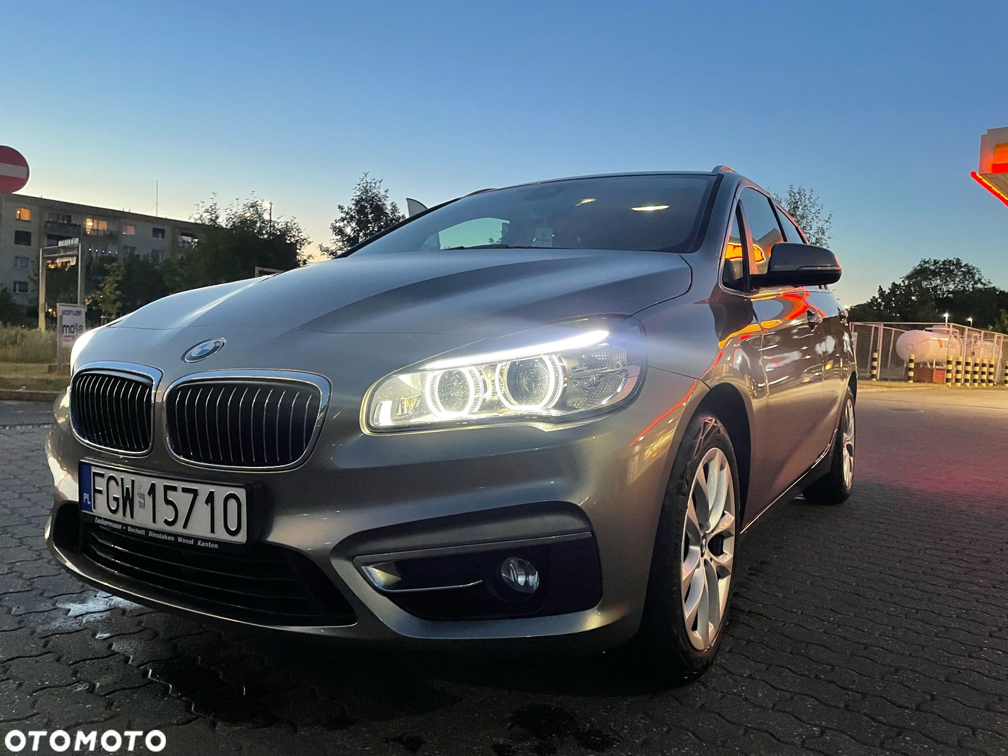 BMW Seria 2 218d - 1