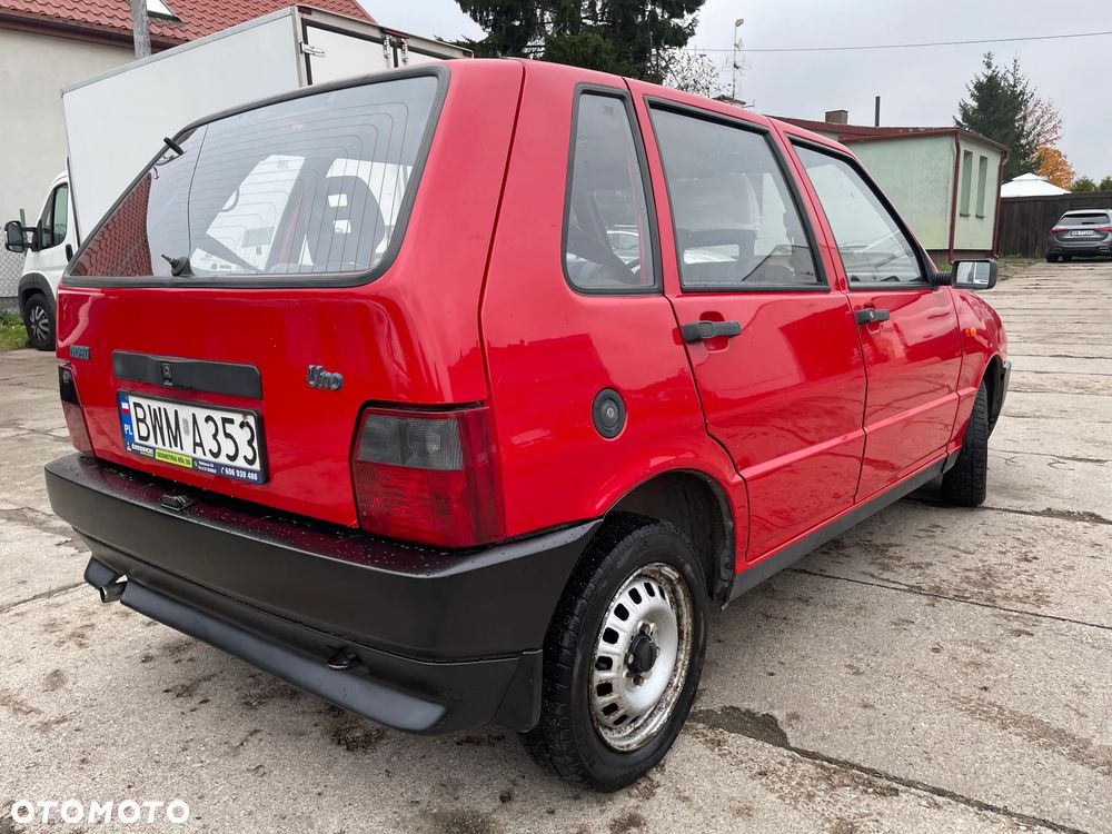 Fiat Uno 899 - 5