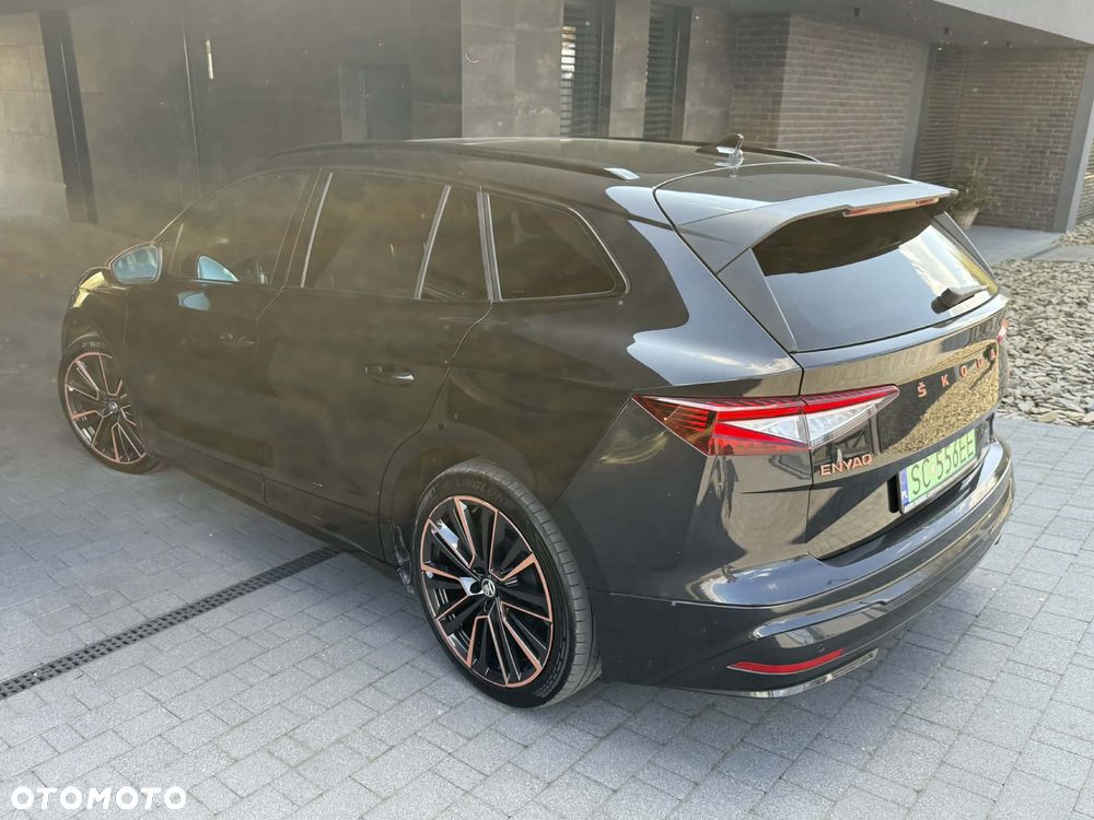 Skoda Enyaq 60 62kWh Founders - 4