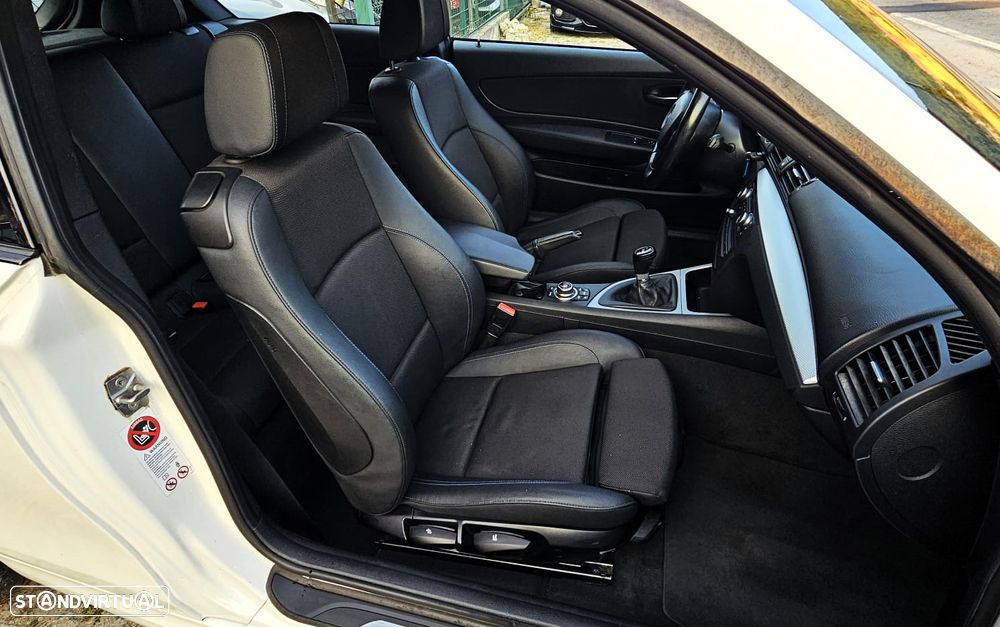 BMW 118 d DPF Edition Sport - 21