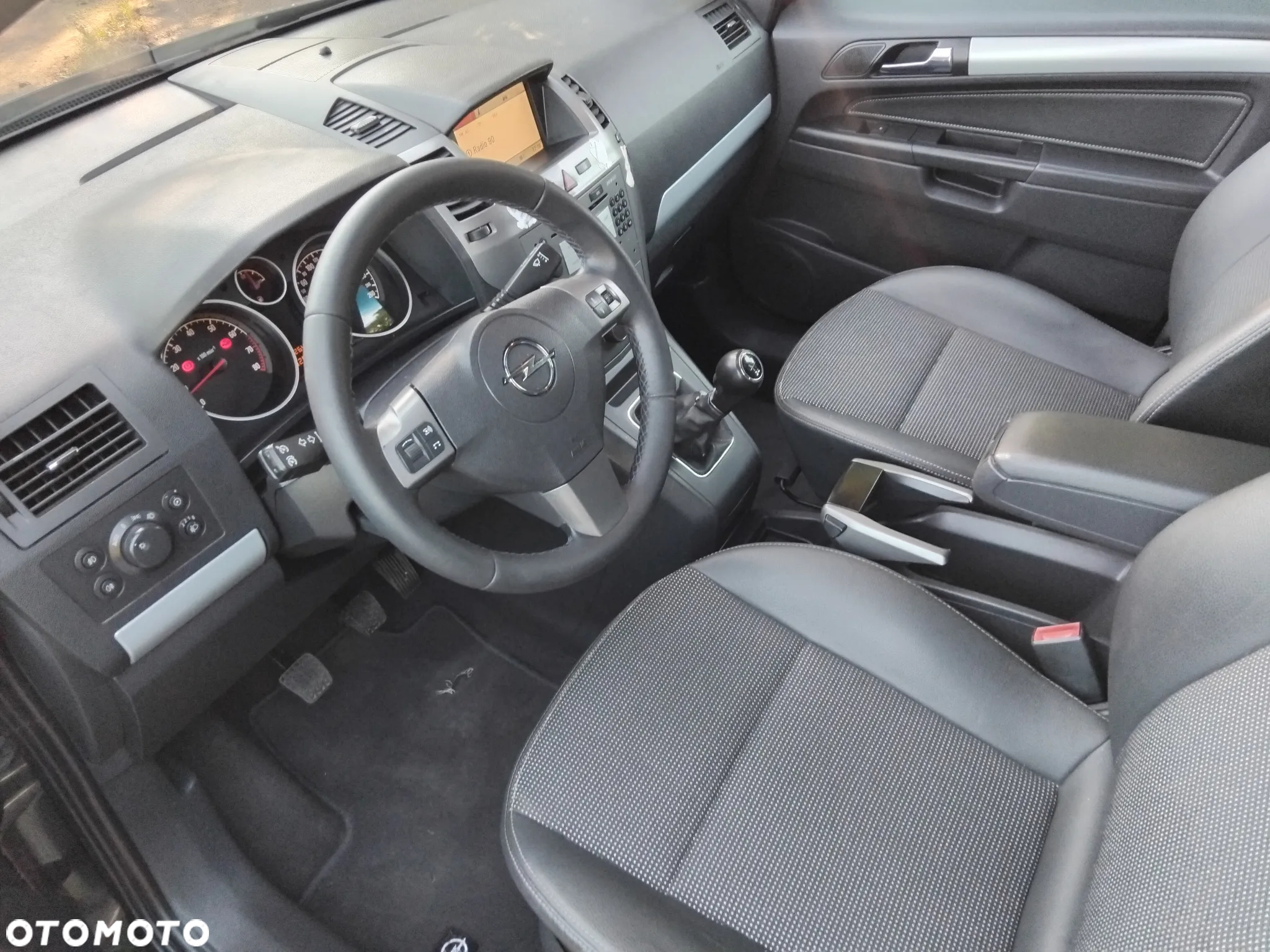 Opel Zafira 1.8 Elegance - 20