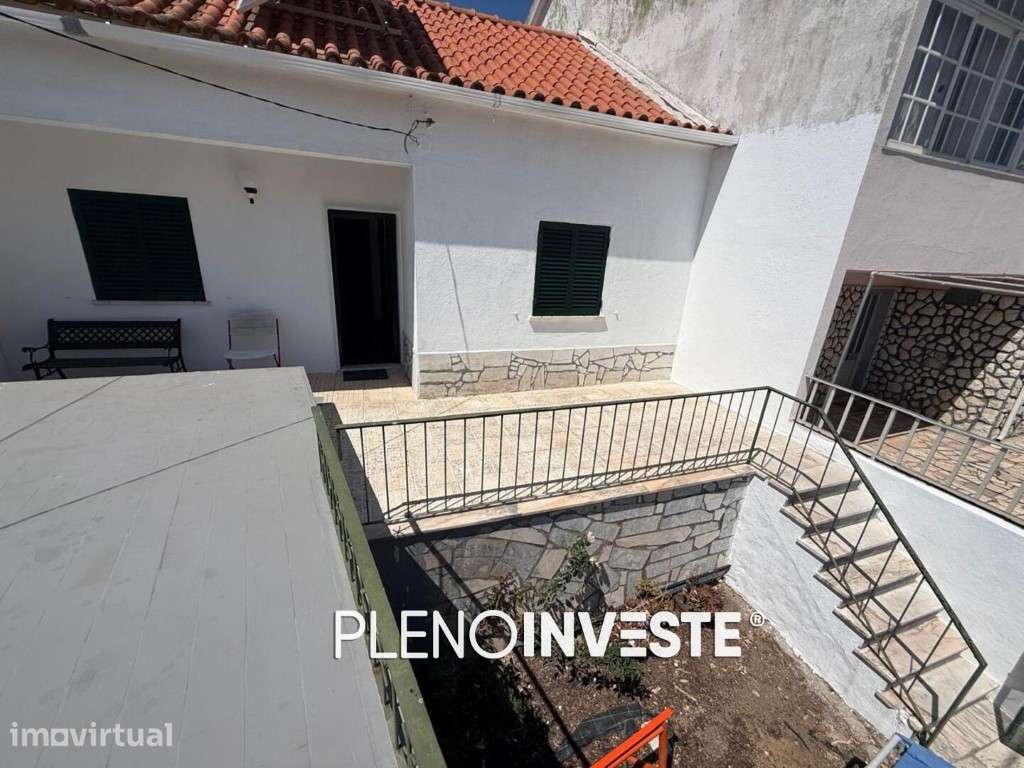 Moradia Térrea V2+1 em Vale Milhaços Conforto, Espaço e Potencial - Grande imagem: 5/25